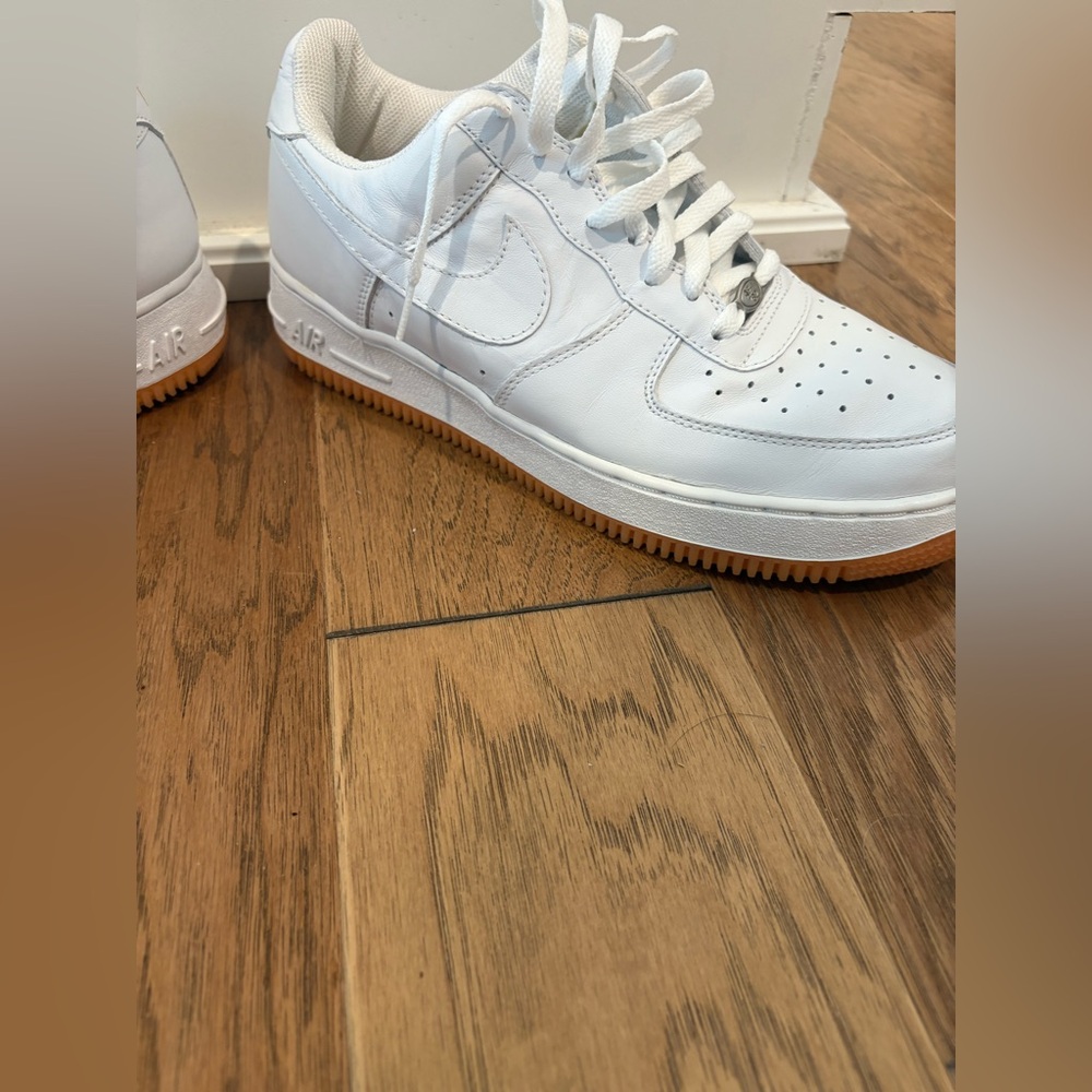 Men’s, white, Nike Air Force one.